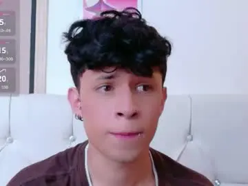 Chaturbate Live Porn of axel_evanss