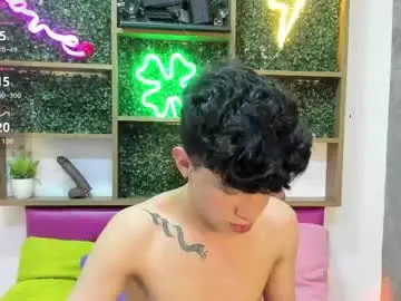 Chaturbate Sex Cam of axel_evanss
