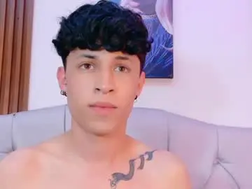 Chaturbate Sex Chat of axel_evanss