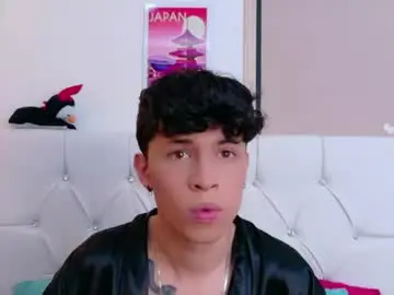 Chaturbate Nude Webcam of axel_evanss