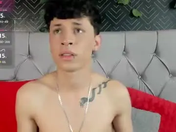Chaturbate Best live sex cam show of axel_evanss