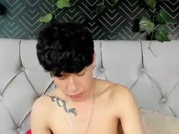 Chaturbate Live Porn of axel_evanss