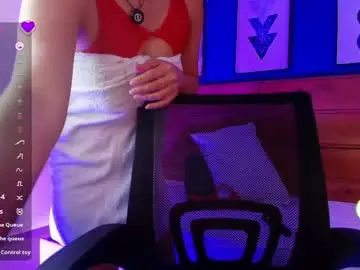 Chaturbate Nude Webcam of mahia_queen