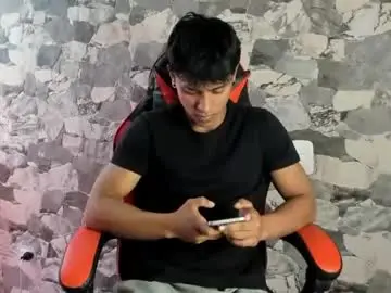 Chaturbate Adult Webcam of zyzz_1812