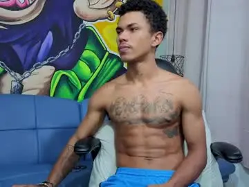 Chaturbate Nude Webcam of daniels6959