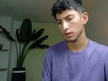 Chaturbate Watch Live Sex Cams of ethan_skiny_