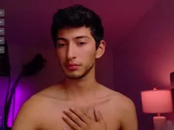 Chaturbate Private Sex Chat of ethan_skiny_