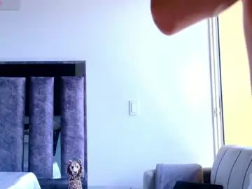 Chaturbate Live Sex Cam of santin_seans