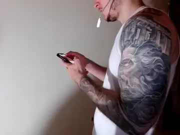 Chaturbate Live Sex Cam of kennerfox77