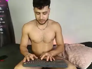 Chaturbate Best live sex cam show of sofiablossom22