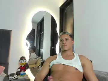 Chaturbate Adult Webcams of jamesowenn