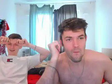 Chaturbate Live Sex Cam of justin_badd