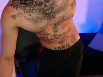 Chaturbate Live Porn of luciifer_hills