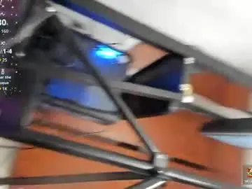 Chaturbate Watch Live Sex Cams of emeraldblonde01