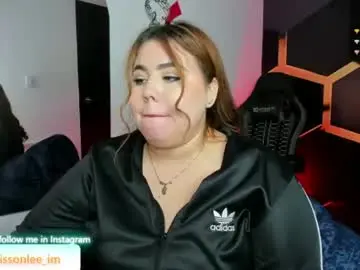 Chaturbate Live Sex Cam of madissonlee__