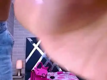 Chaturbate Live Porn of andrea_gill_