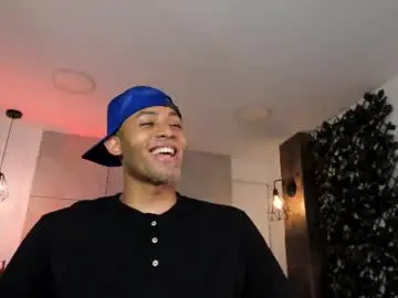 Chaturbate Live Sex of bento_fox