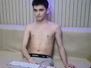 Chaturbate Free Live Porn of alexander_18_xxl