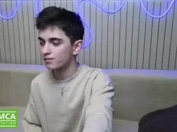 Chaturbate Nude Webcam of alexander_18_xxl