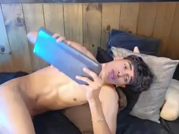 Chaturbate Best live sex cam show of andrewortix