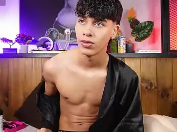 Chaturbate Adult Video Chat of andrewortix