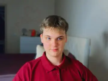 Chaturbate Live Sex Cam of lucas_dany