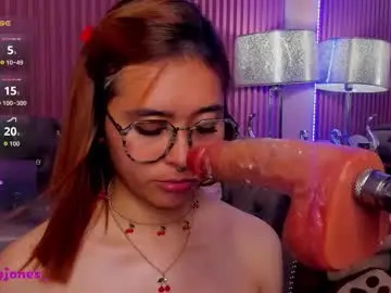 Chaturbate Live Porn of milleyjones_