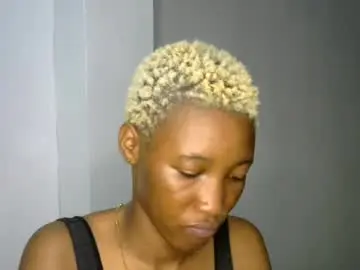 Chaturbate Live Sex Cam of sweet_pussy04
