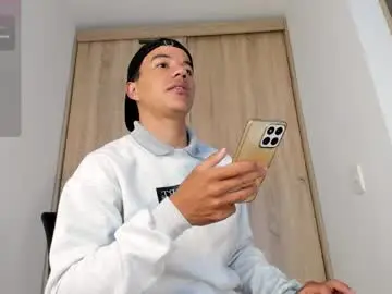 Chaturbate Free Live Porn of george_cams1