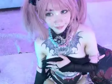 Chaturbate Live Sex Cam of zephirah_abney