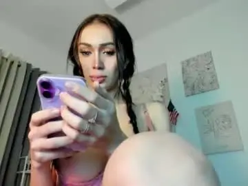 Chaturbate Free Porn Cam of coco_mademoiselle