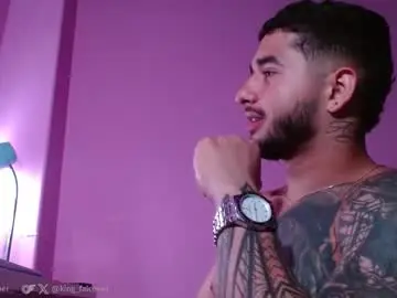 Chaturbate Adult Webcams of king_falconer