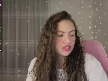 Chaturbate Nude Webcam of lilyrose1_