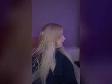 Chaturbate Watch Live Sex Cams of snowyphoenix