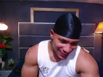 Chaturbate Live Sex of adam_fit19cm