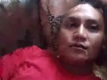 Chaturbate Live Sex Cam of hellashaven