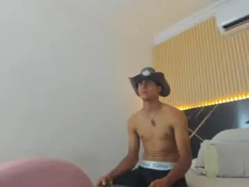Chaturbate Free Porn Cam of bruno_fox_