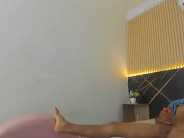Chaturbate Adult Video Chat of bruno_fox_