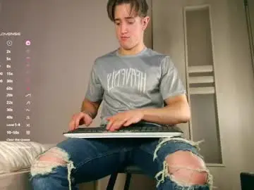 Chaturbate Free Porn Cam of christianlevine_