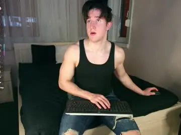 Chaturbate Free Porn Cam of christianlevine_