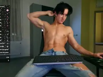 Chaturbate Watch Live Sex Cams of christianlevine_