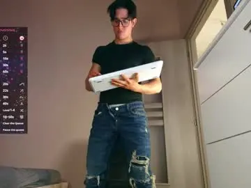 Chaturbate Adult Webcams of christianlevine_