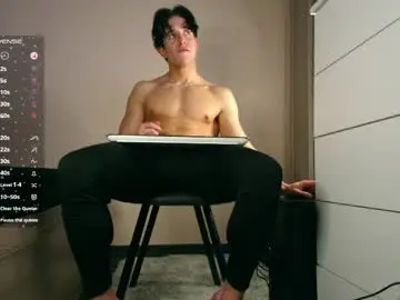 Chaturbate Watch Live Sex Cams of christianlevine_