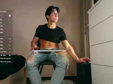 Chaturbate Watch Live Sex Cams of christianlevine_