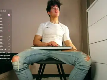 Chaturbate Live Porn of christianlevine_