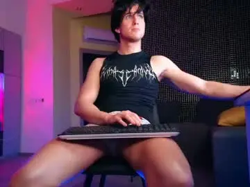 Chaturbate Nude Webcam of christianlevine_
