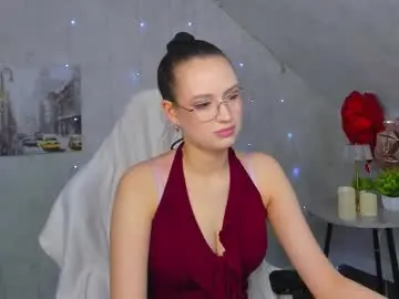 Chaturbate Live Sex Cam of miaa_hill