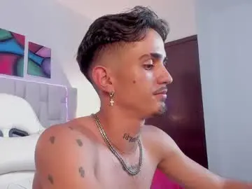Chaturbate Free Porn Cam of nextboywell1