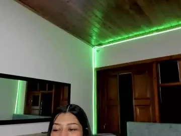 Chaturbate Best live sex cam show of xina_black