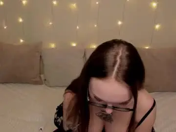 Chaturbate Live Porn of shy_suchka